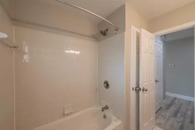 9315 Fairdale Lane, Houston, TX 77063 - Photo 21