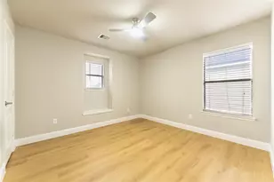 2907 Valiant Scene Ct, Houston, TX 77038 - Photo 15