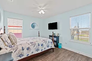 218 Sea Oats Dr, Surfside Beach, TX 77541 - Photo 11