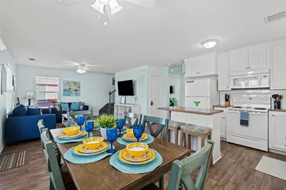 218 Sea Oats Drive, Surfside Beach, TX 77541 - Photo 13