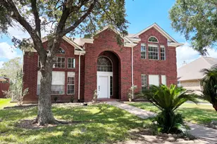105 Crimson Bay Dr, League City, TX 77573 - Photo 1