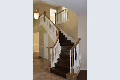 105 Crimson Bay Drive, League City, TX 77573 - Photo 5
