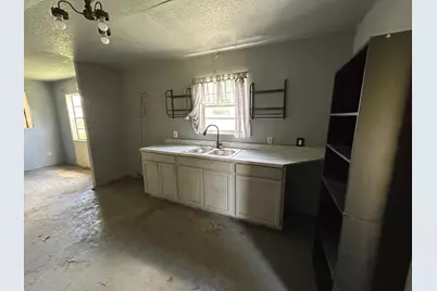3170 Corley Street, Beaumont, TX 77701 - Photo 13