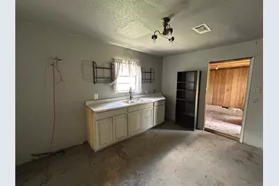 3170 Corley Street, Beaumont, TX 77701 - Photo 15