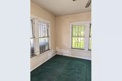 2305 Elysian Street, Houston, TX 77026 - Photo 5