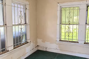 2305 Elysian St, Houston, TX 77026 - Photo 5