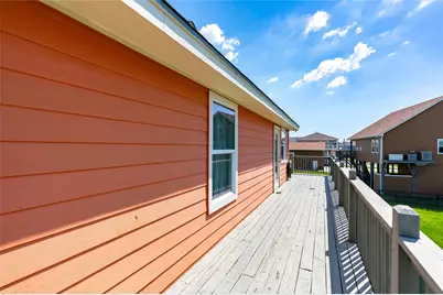 963 Palmridge Drive, Crystal Beach, TX 77650 - Photo 9
