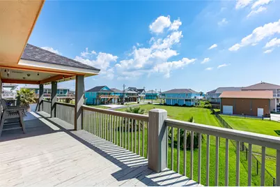 963 Palmridge Drive, Crystal Beach, TX 77650 - Photo 7