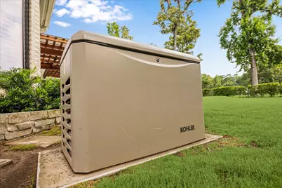 30 Halfmoon Court, The Woodlands, TX 77380 - Photo 33