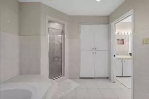 7105 Broadway St, Galveston, TX 77554 - Photo 25