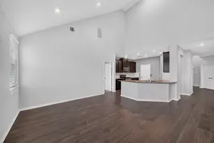 10505 Clouds Rst Dr, Iowa Colony, TX 77583 - Photo 11