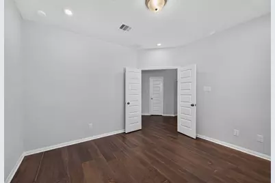 10505 Clouds Rest Drive, Iowa Colony, TX 77583 - Photo 5