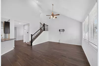 10505 Clouds Rest Drive, Iowa Colony, TX 77583 - Photo 9