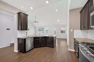 10505 Clouds Rst Dr, Iowa Colony, TX 77583 - Photo 15