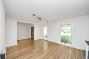 7610 Highmeadow Dr, Houston, TX 77063 - Photo 39