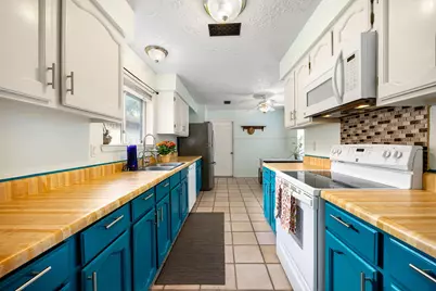 3427 Esterbrook Drive, Houston, TX 77082 - Photo 11