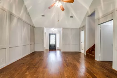 24 E Torch Pine Circle, The Woodlands, TX 77381 - Photo 5
