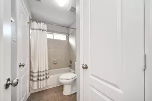 2815 Hidden Springs Cir, Manvel, TX 77578 - Photo 43