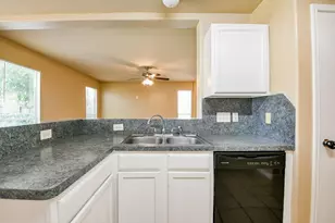2643 Kiplands Ct, Houston, TX 77014 - Photo 13