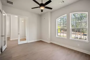 320 Magnolia Bloom Ct, Willis, TX 77318 - Photo 9