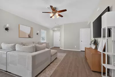 13579 Bay Springs Drive, Conroe, TX 77303 - Photo 9
