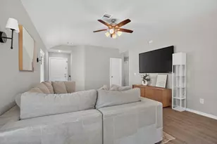 13579 Bay Springs Dr, Conroe, TX 77303 - Photo 11