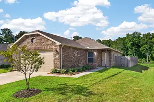 13579 Bay Springs Dr, Conroe, TX 77303 - Photo 1