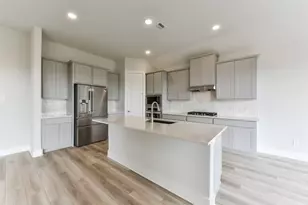 13601 Fairway Arbor Dr, Texas City, TX 77568 - Photo 9