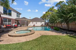 105 Pelican Ct, League City, TX 77573 - Photo 41