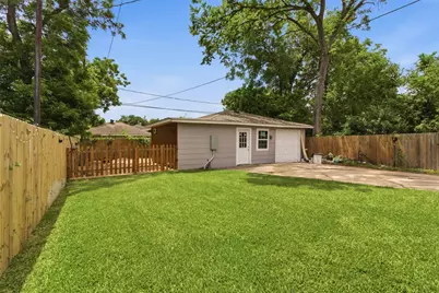 306 Center Street, Pasadena, TX 77506 - Photo 21
