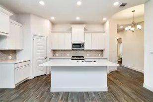 1318 Lakeside Crk Rd, Magnolia, TX 77354 - Photo 3