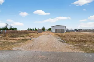 1375 Rd 5735, Cleveland, TX 77327 - Photo 45