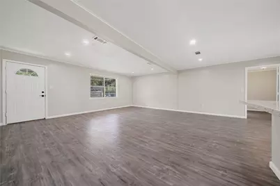 110 Pine Street, Daisetta, TX 75935 - Photo 5