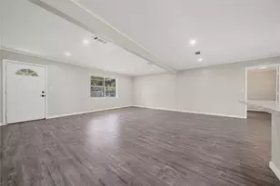 110 Pine St, Daisetta, TX 75935 - Photo 5