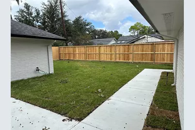 7602 Pagewood Lane, Houston, TX 77063 - Photo 33