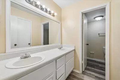7943 Ellinger Lane, Houston, TX 77040 - Photo 5