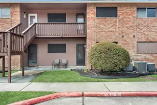 801 River Rd, Montgomery, TX 77356 - Photo 1