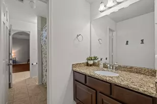 2414 Lakeway Dr, Friendswood, TX 77546 - Photo 31