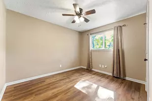 2354 Hickory Hollow Ln, Spring, TX 77386 - Photo 5