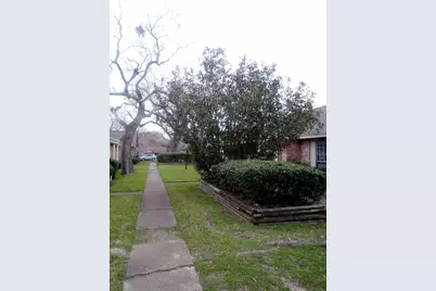 12728 Bexley Drive #2728, Houston, TX 77099 - Photo 3