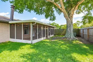 306 Morningside Dr, League City, TX 77573 - Photo 35