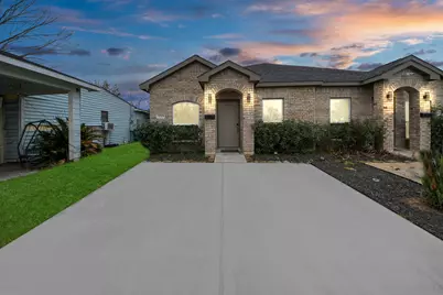 5334 Pershing Street, Houston, TX 77033 - Photo 1