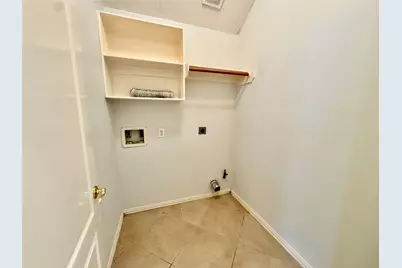 2604 Hidden Creek Drive, Pearland, TX 77581 - Photo 11