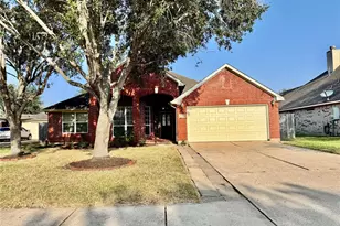 2604 Hidden Creek Dr, Pearland, TX 77581 - Photo 1