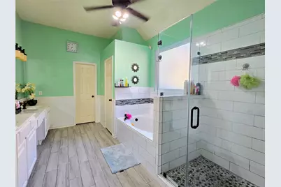 9211 Memorial Grove Drive, Spring, TX 77379 - Photo 13