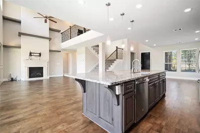 2710 Big Vine Court, Missouri City, TX 77459 - Photo 7