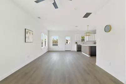 6417 Eastland Street #A, Houston, TX 77028 - Photo 11