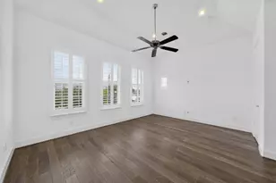 2738 Harvard St, Houston, TX 77008 - Photo 23