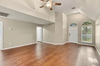 13527 Ambrose Street, Houston, TX 77045 - Photo 5