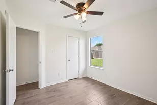 11926 Panay Dr, Houston, TX 77048 - Photo 27